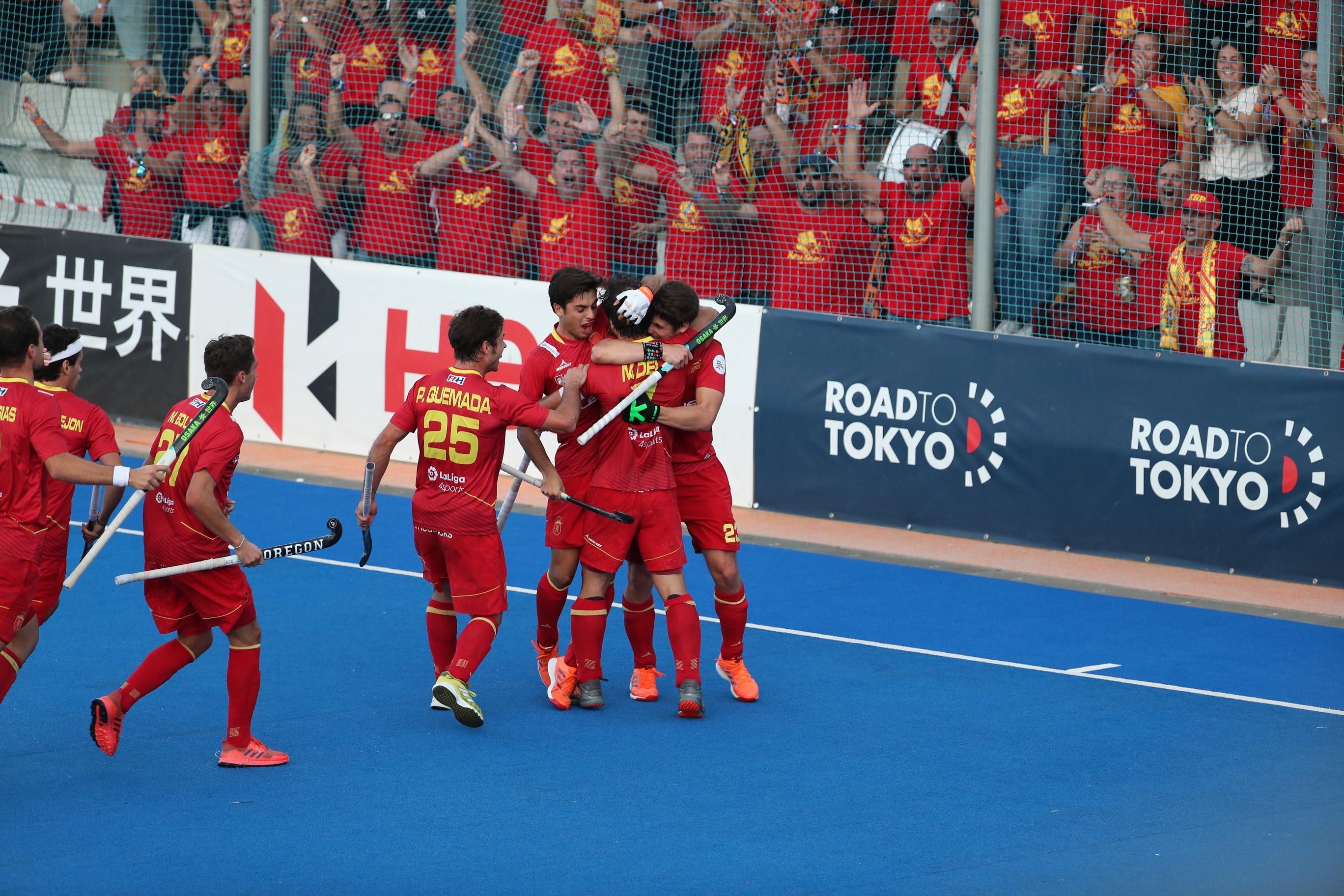 Los jugadores españoles celebran un gol en el Preolímpico de Valencia. Foto: RFEH