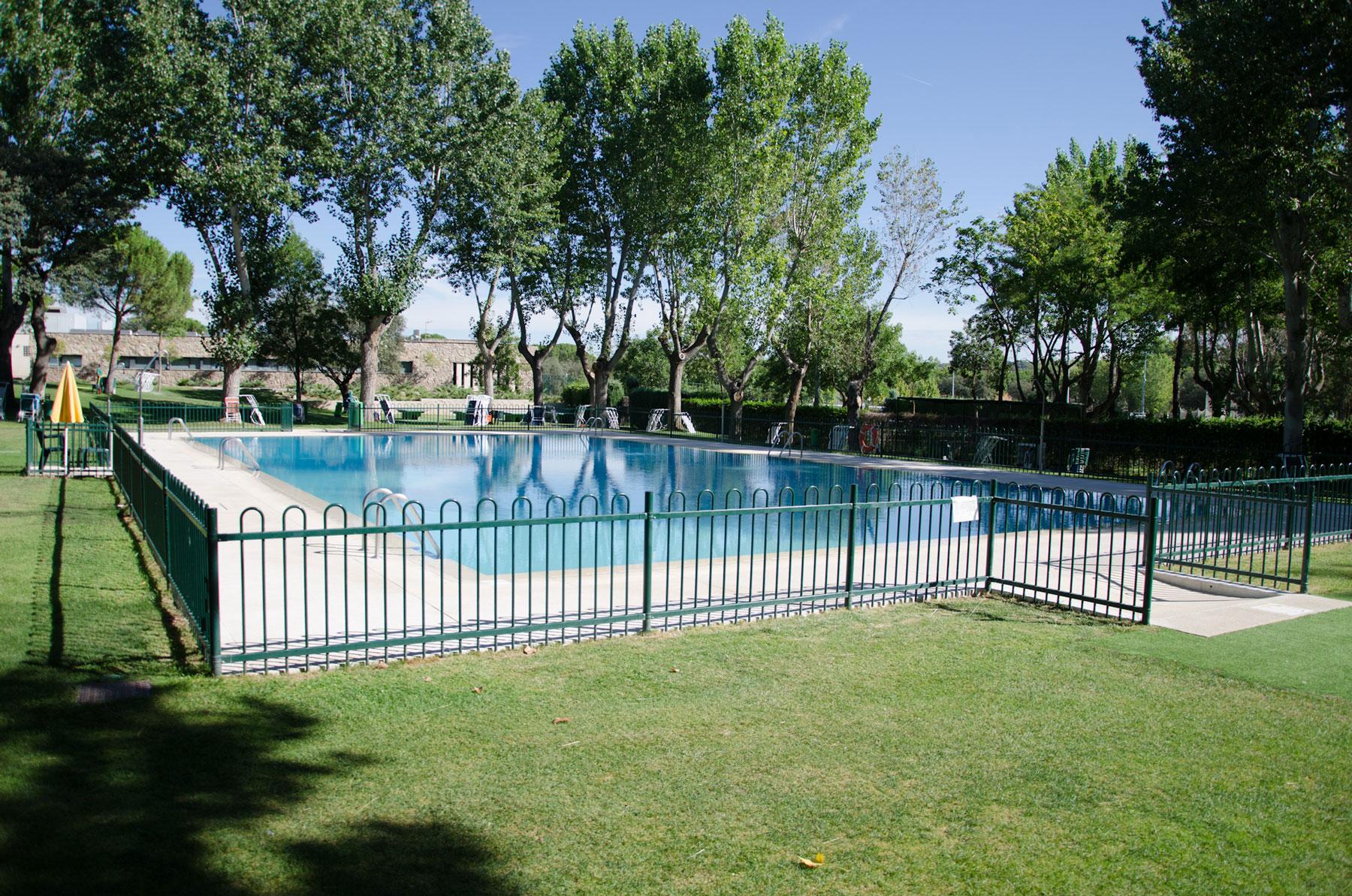 Piscina de Verano Club de Campo Villa de Madrid.