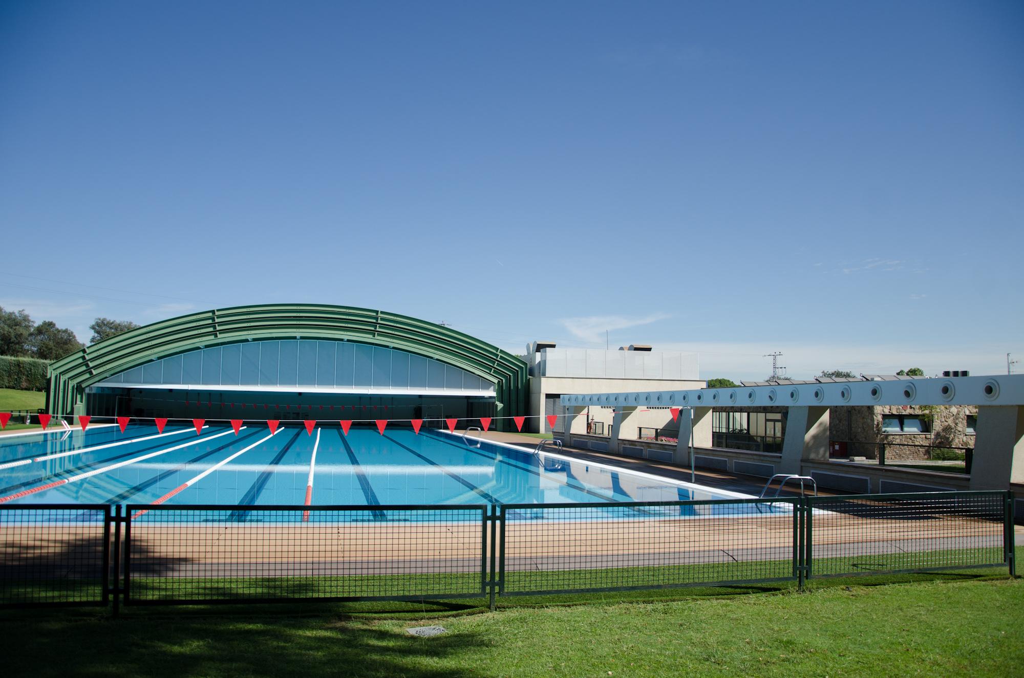 Piscina deportiva del Club de Campo Villa de Madrid.