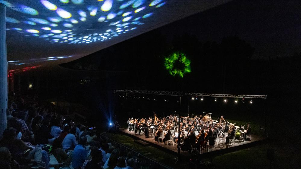 Imágenes de película del concierto de la lunada musical