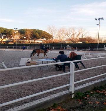 Escuela de Equitación del Club de campo