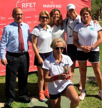 Campeonas de España +60 Mónica Álvarez de Mon, Sol Semprún, Elena Cámara, Emilia López Luzzatti y Carmen Chillida