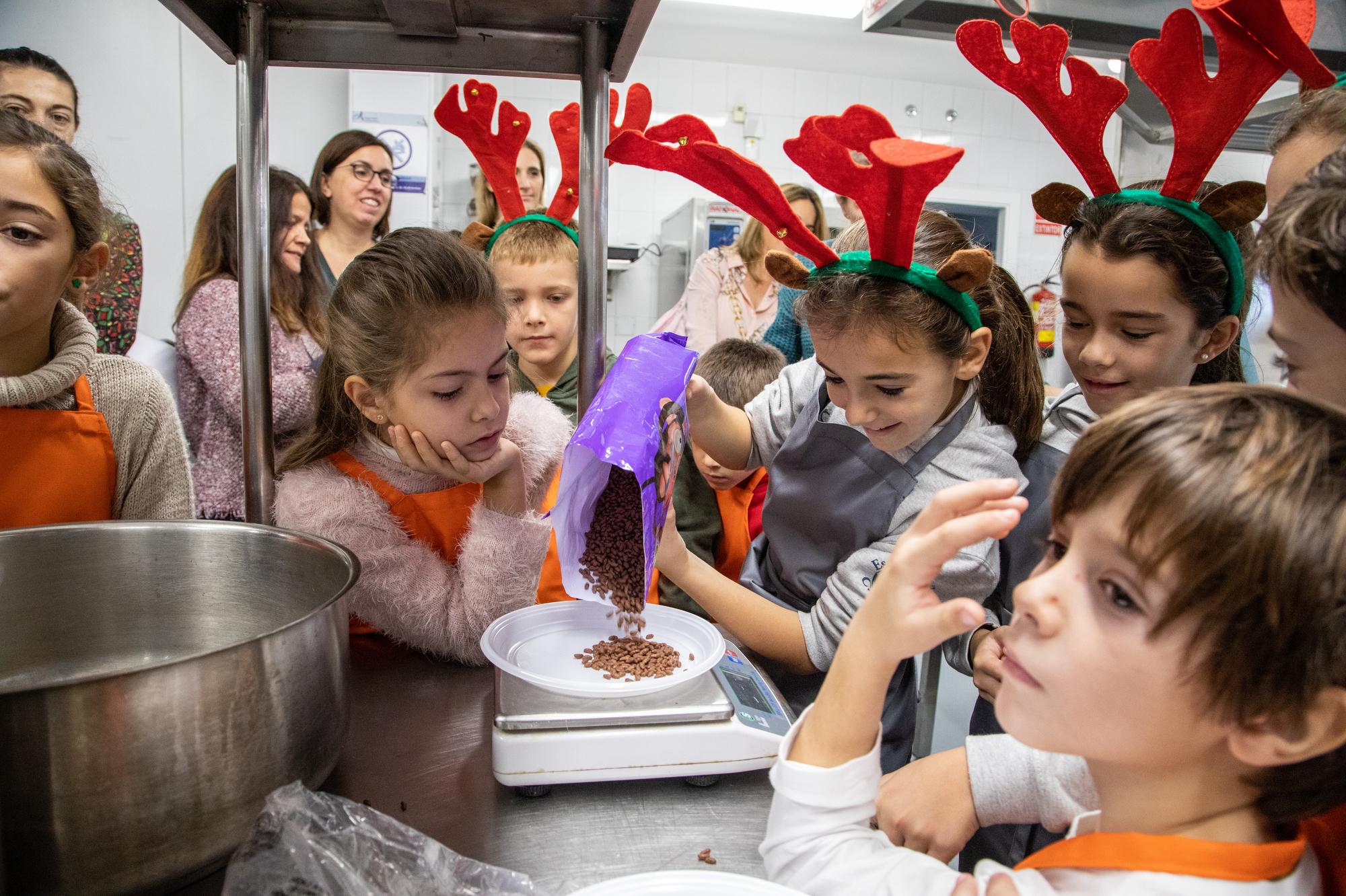 Taller de dulces navideños 2019. Foto: Miguel Ros