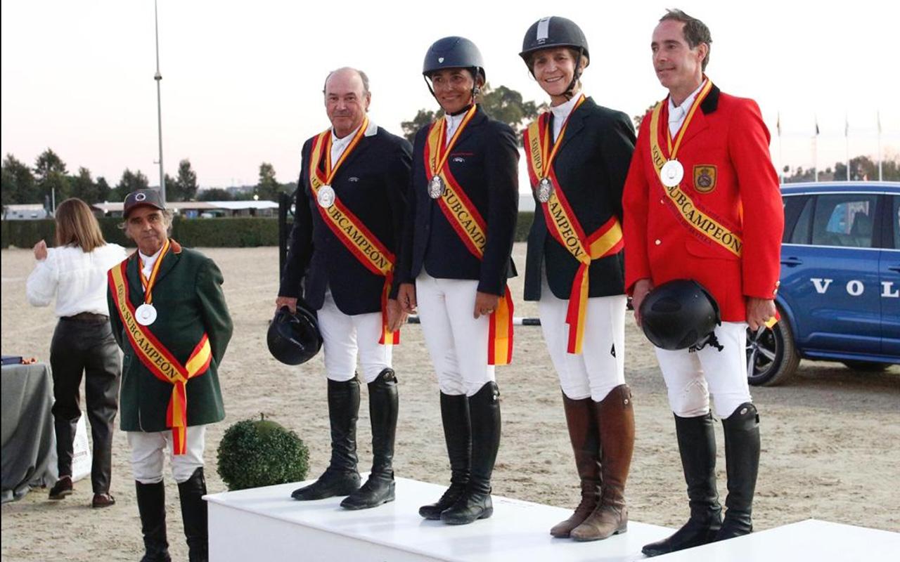 Plata en el Campeonato de España de jinetes veteranos