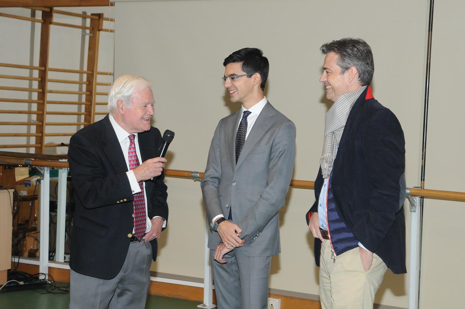 Presentación del Gran Maestro Internacional Anish Giri