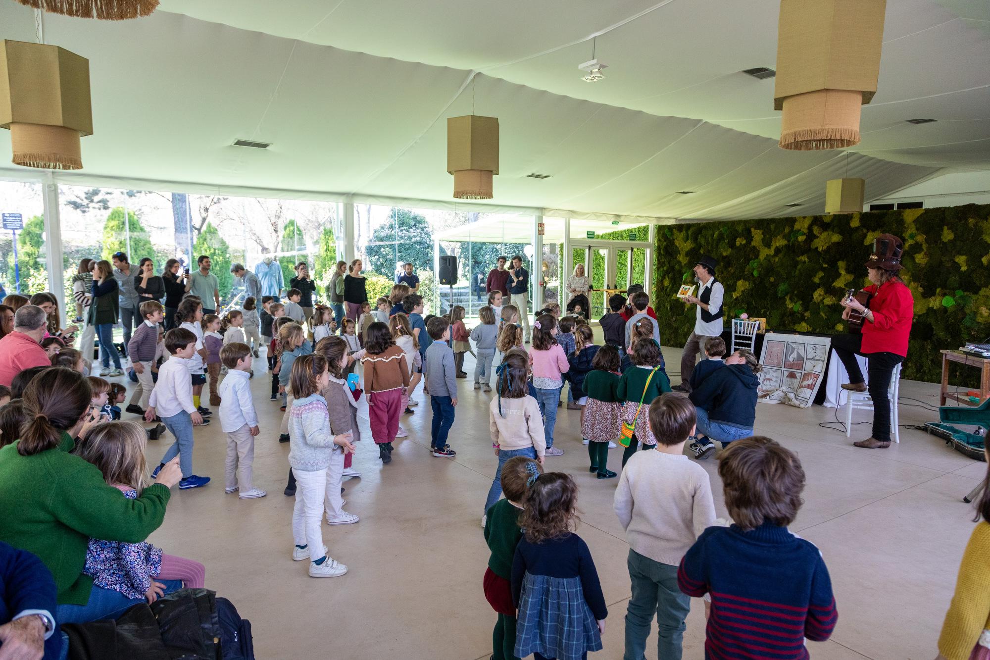 Fotogalería del evento familiar Canticuentos